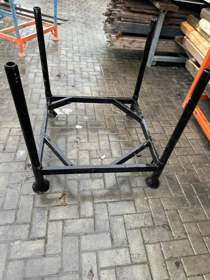 Stapelpalette 85x85 cm gebraucht – robust & vielseitig Stapelpalette MyScuff