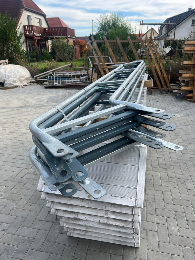 Altrad / Assco / MJ Außengeländer 250cm - gebraucht - Außengeländer MyScuff