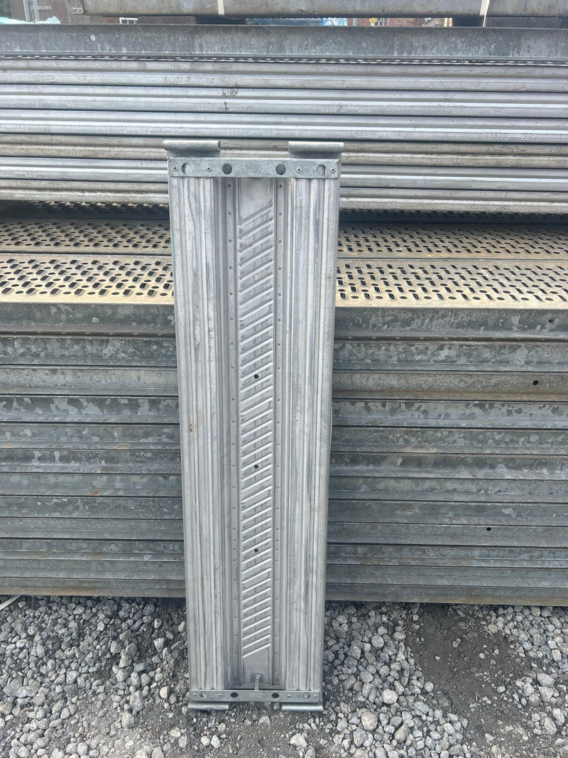 Alubelag / Aluminium-Belag 125x32cm Bosta70 - gebraucht - Aluboden - Alubleag MyScuff