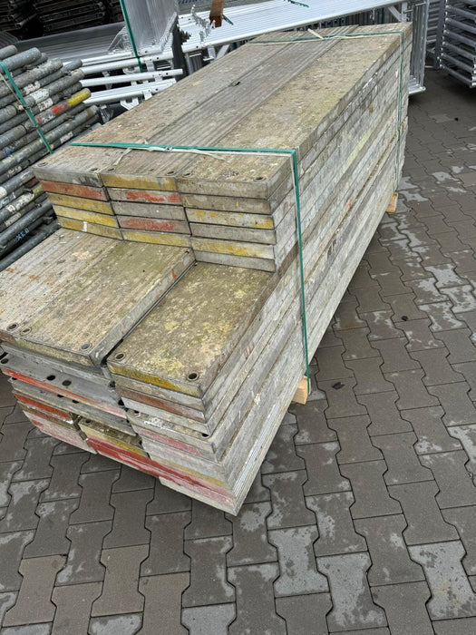 Belagbohle aus Aluminium mit Alu-Kopfstück 200x29cm, gebraucht Aluboden - Alubelag MyScuff 