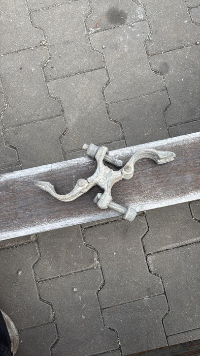 Distanzkupplung 11 cm – Gerüstkupplung für Stahlrohrsysteme Scaff24 