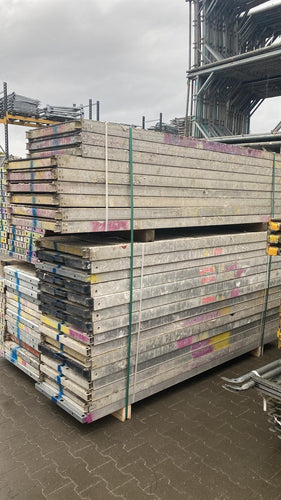 Voll-Alu Durchstieg mit Klappe 2,50m x 0,63m MJ / Assco / Altrad Gerüst Uni - gebraucht - Leitergang MyScuff 